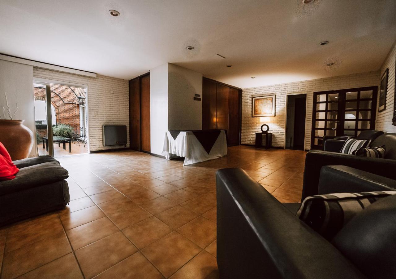 Hotel Carlos V San Miguel de Tucumán Exterior photo