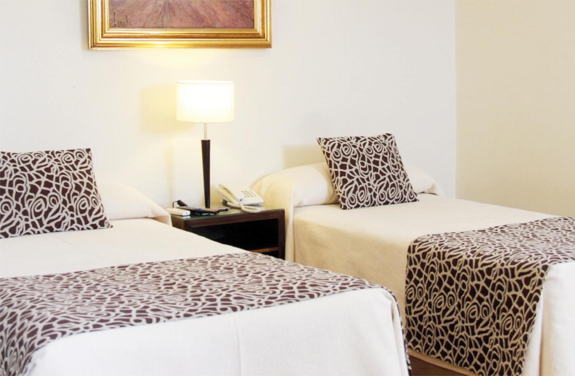 Hotel Carlos V San Miguel de Tucumán Room photo
